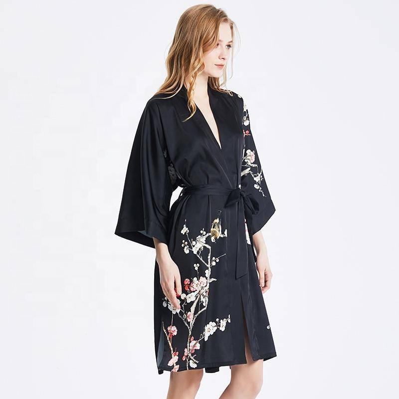 Short black sale kimono robe